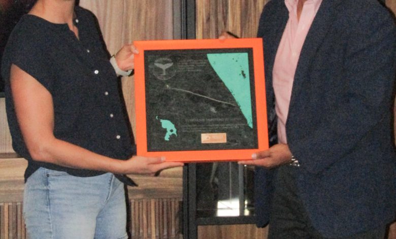 STEPHANIE MONTERO COMPLETA EXITOSO ENTRENAMIENTO EN SAN BLAS, NAYARIT Y RECIBE RECONOCIMIENTO DE AEBBA
