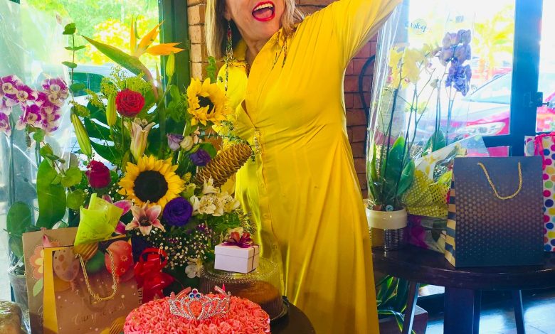 Laurel Carrillo celebra su Cumpleaños