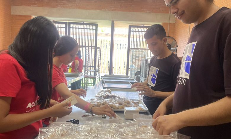 “Comunidad Accelerated HomeSchool Community”