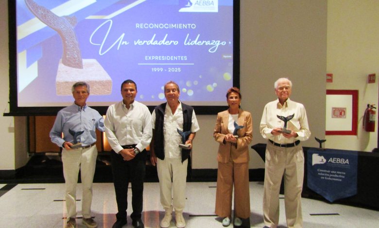 Álvaro Garciarce, José Martínez Güitrón, Fernando González Corona, Miguel Tejeda, Fernando Castro, Robert Kistner, Enrique Tron, Guillermo Valdés Menchaca y Guillermo Valdés Solis