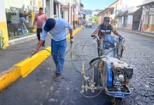 Realizan balizamiento en vialidades del centro histórico