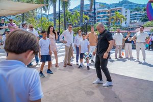 exjugador brasileño Roberto Carlos,