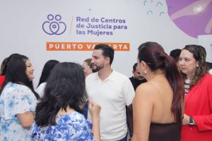 Firma Luis Munguía pacto de “Hombres Líderes de Paz”
