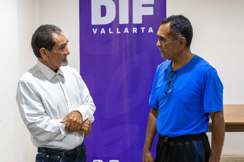 revista social Puerto Vallarta, noticias sociales Puerto Vallarta, revista de sociedad Vallarta, eventos sociales Puerto Vallarta, vida social Vallarta, revista digital Puerto Vallarta, The VIP Vallarta, revista VIP Vallarta, medios de comunicación Vallarta, cultura y arte Vallarta, artistas de Vallarta, galerías de arte Vallarta, eventos culturales Puerto Vallarta, turismo Puerto Vallarta,