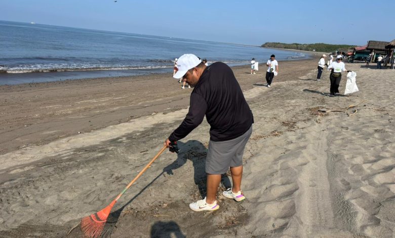 SEMARNAT, SEMADET, la Guardia Nacional y el regidor Christian Bravo Carbajal, con la participación del Campamento tortuguero Nakawe A.C. y WWF