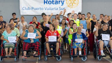 Entrega Club Rotario sillas de ruedas a usuarios de DIF Vallarta