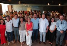 Puerto Vallarta, primer municipio de Jalisco en recibir créditos emergentes de PROJAL