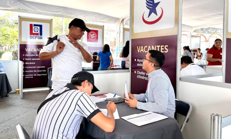 Feria de Empleo en Pitillal