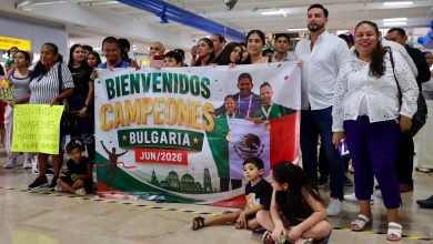 Luis Munguía recibe a atletas vallartenses medallistas en el Mundial de Síndrome de Down 2026