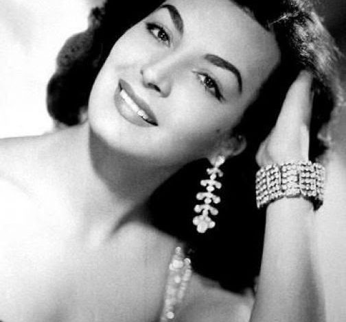 Elsa Aguirre ,la mujer que encarno la elegancia del cine Mexicano