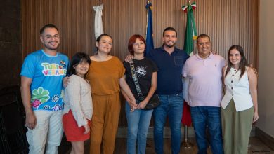 Impulsa Luis Munguía el talento de joven con apoyo económico