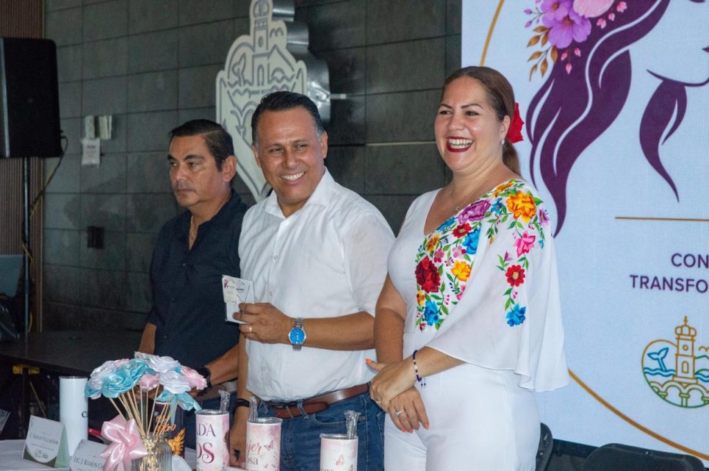 “Mujeres en Construcción”